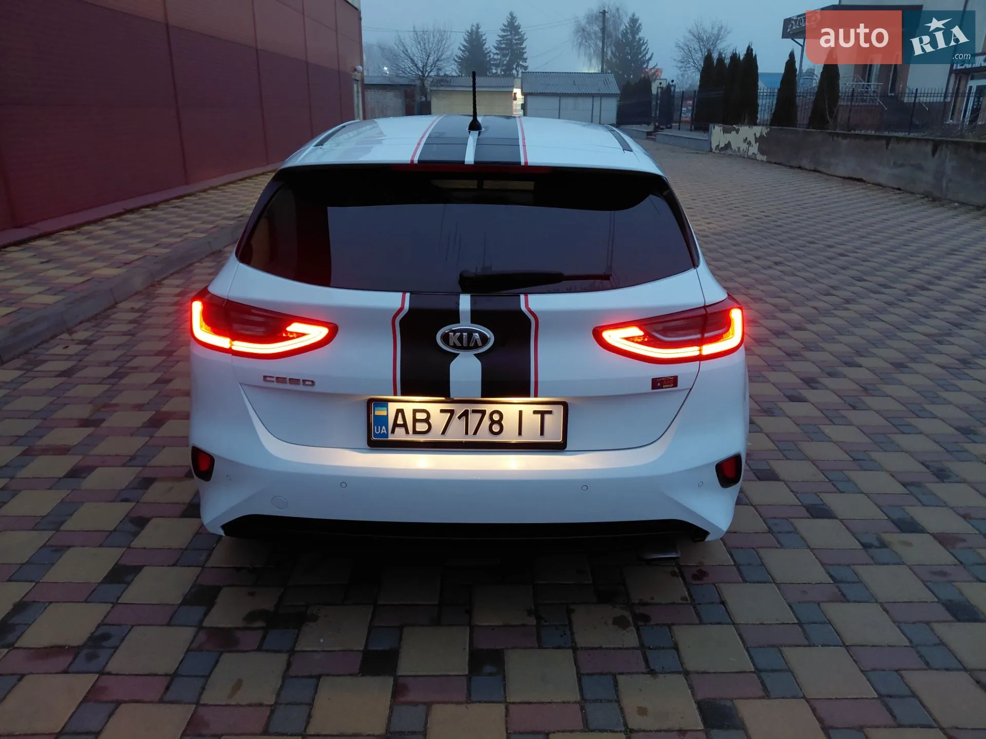 2018 Kia Cee'd - мініатюра 17