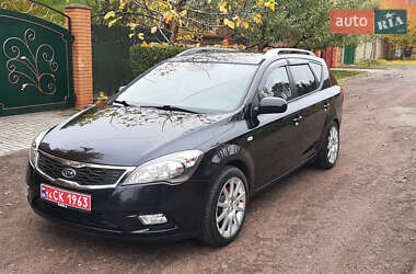 Универсал Kia Ceed 2010 в Чернигове