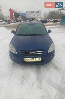Хэтчбек Kia Ceed 2008 в Харькове