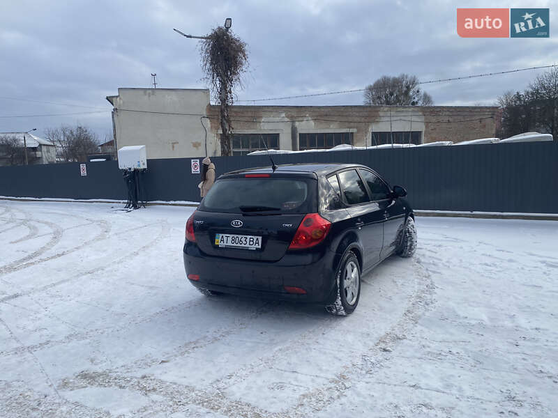 Хэтчбек Kia Ceed 2008 в Ивано-Франковске фото 5 Хэтчбек Kia Ceed 2008 в Ивано-Франковске