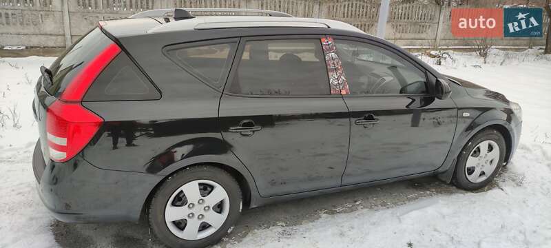 Универсал Kia Ceed 2010 в Виннице