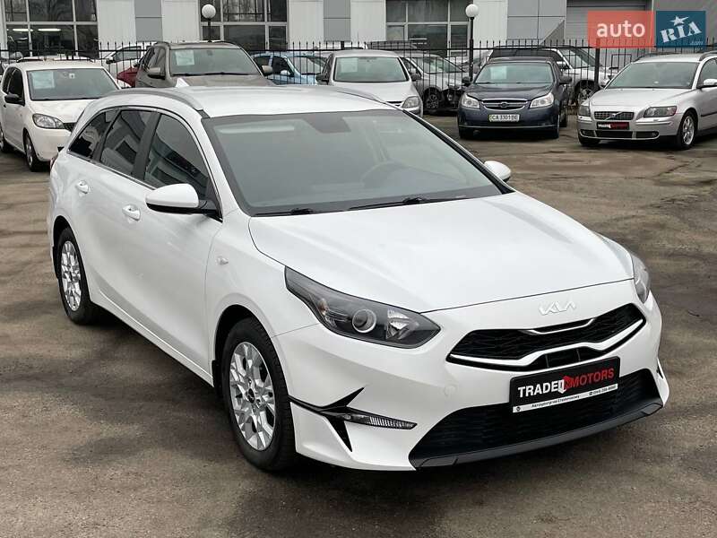 Универсал Kia Ceed 2022 в Киеве