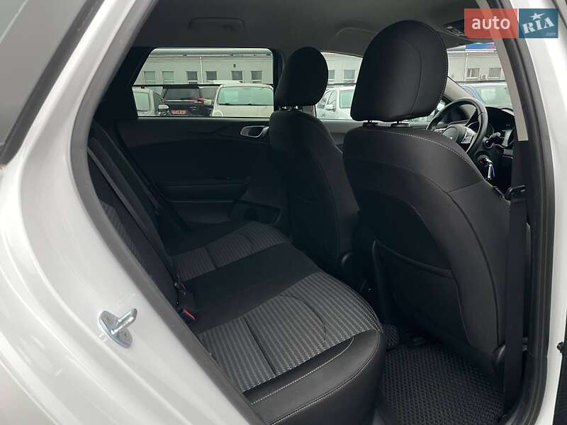 Универсал Kia Ceed 2022 в Киеве