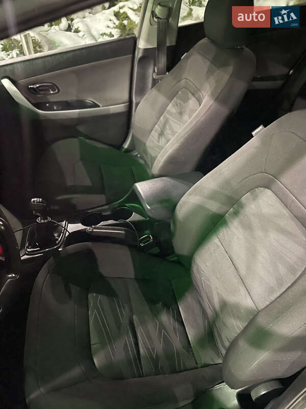 Універсал Kia Ceed 2013 в Житомирі