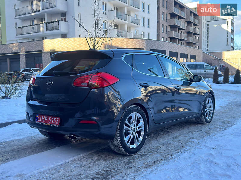 Хэтчбек Kia Ceed 2012 в Львове