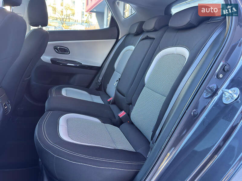 Хэтчбек Kia Ceed 2012 в Львове