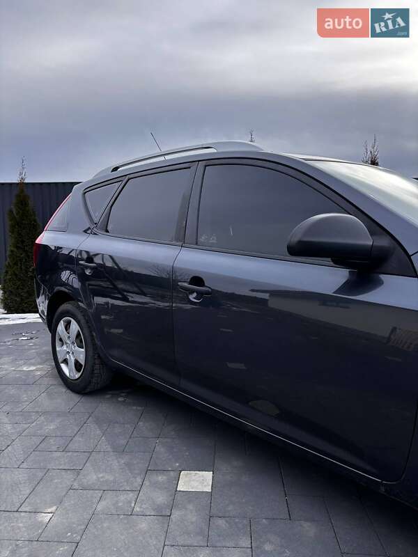 Универсал Kia Ceed 2008 в Дрогобыче