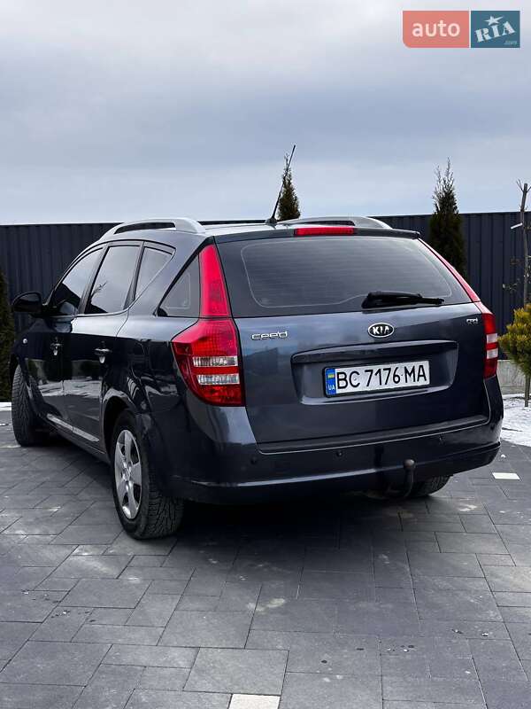 Универсал Kia Ceed 2008 в Дрогобыче