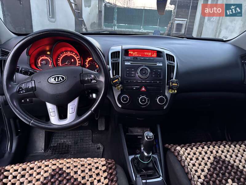Універсал Kia Ceed 2011 в Винниках фото 15 Універсал Kia Ceed 2011 в Винниках
