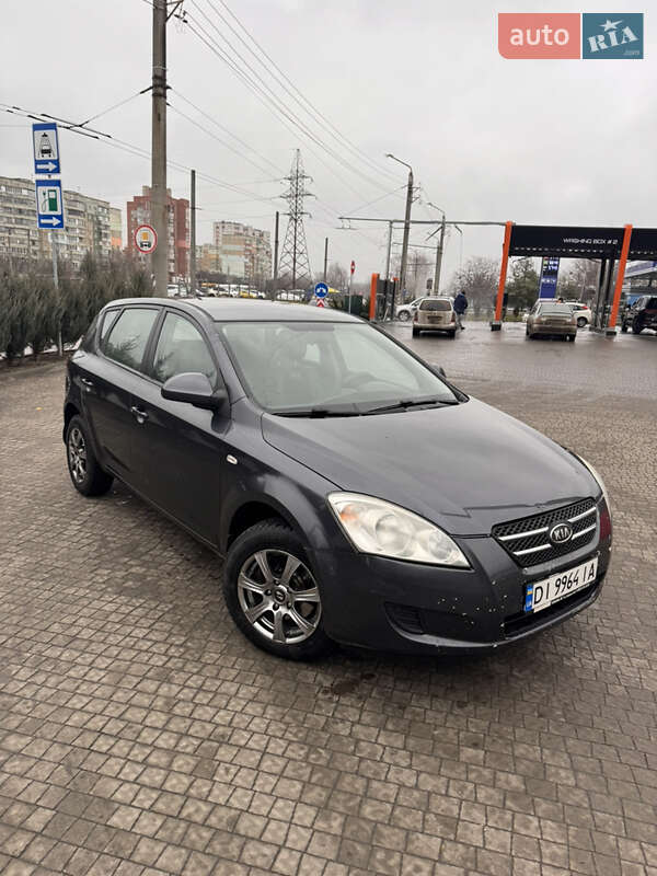 Хэтчбек Kia Ceed 2007 в Полтаве