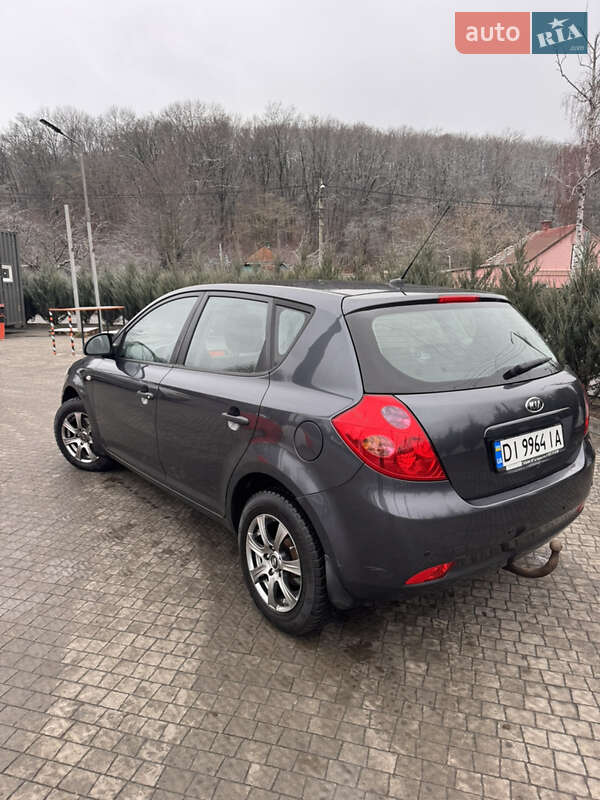 Хэтчбек Kia Ceed 2007 в Полтаве