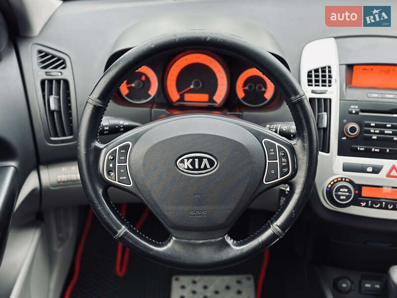 Хэтчбек Kia Ceed 2007 в Кременчуге