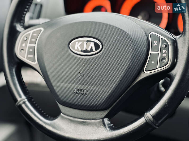 Хэтчбек Kia Ceed 2007 в Кременчуге