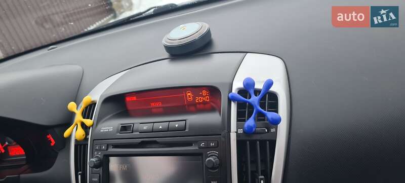 Хетчбек Kia Ceed 2010 в Нововолинську