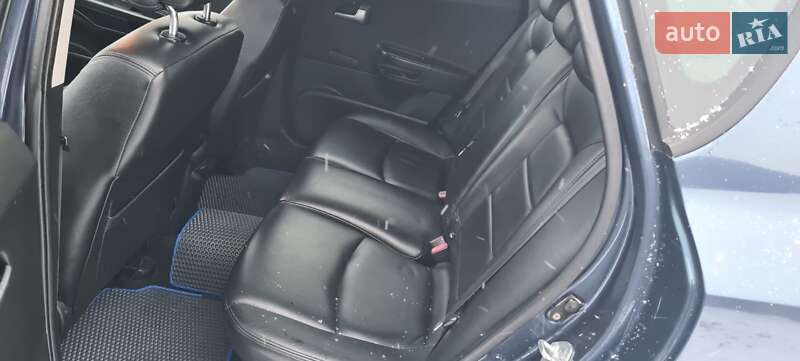 Хетчбек Kia Ceed 2010 в Нововолинську