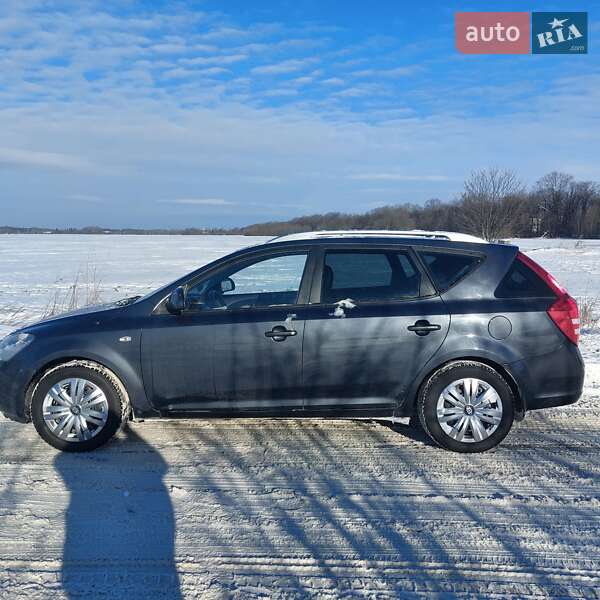 Универсал Kia Ceed 2008 в Стрые