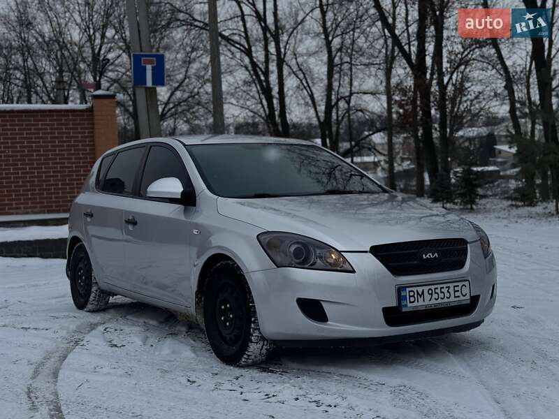 Хетчбек Kia Ceed 2007 в Сумах
