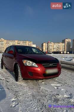 Хетчбек Kia Ceed 2007 в Києві