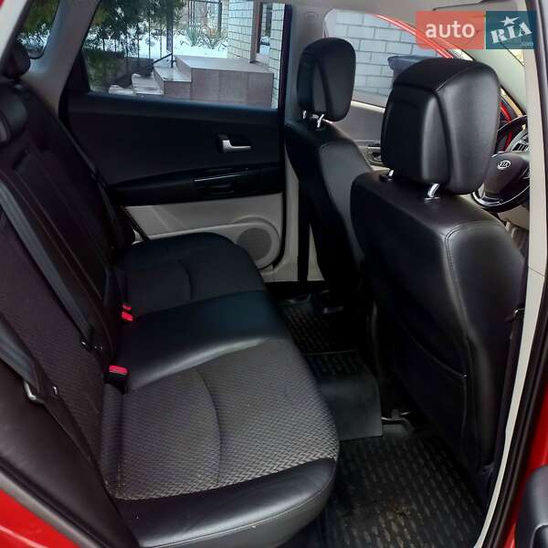 Хэтчбек Kia Ceed 2008 в Миргороде