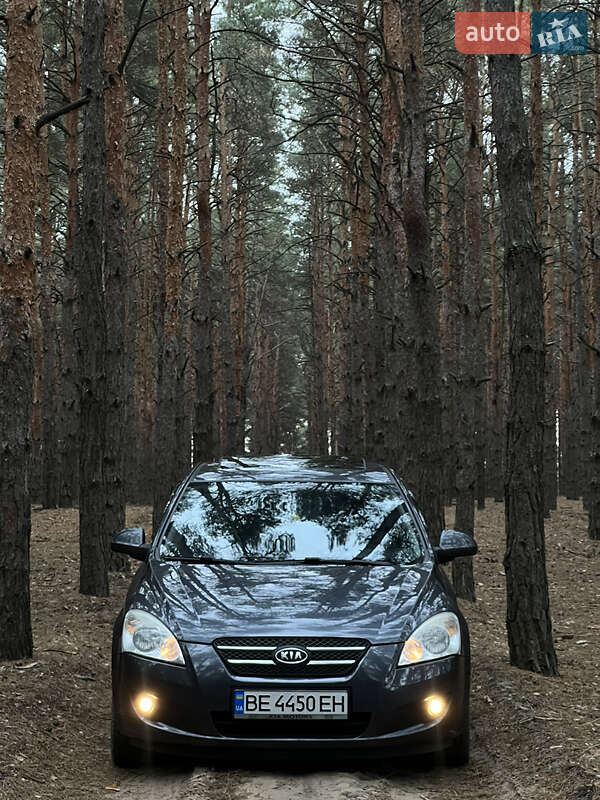 Хетчбек Kia Ceed 2007 в Миколаєві