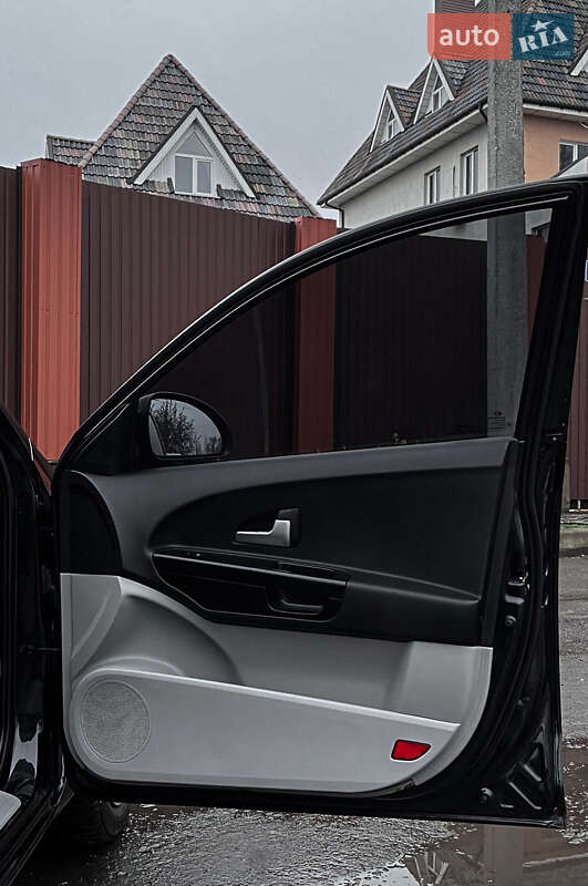 Хэтчбек Kia Ceed 2007 в Черкассах