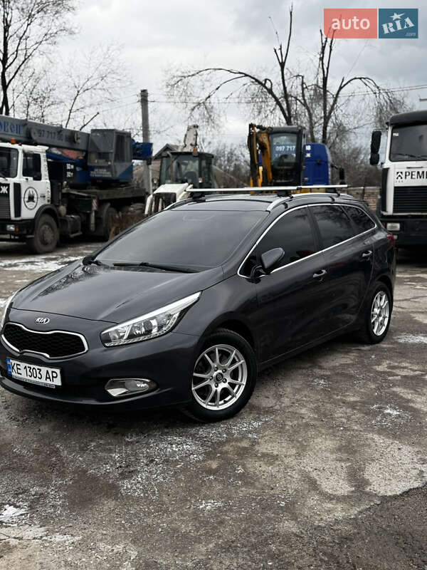 Универсал Kia Ceed 2013 в Кривом Роге