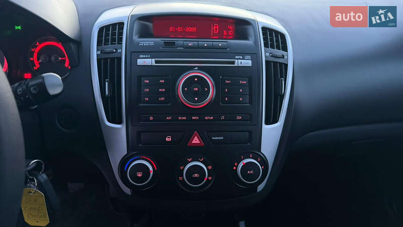 Универсал Kia Ceed 2009 в Николаеве