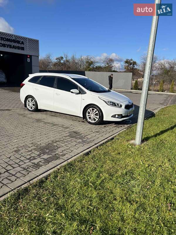 Универсал Kia Ceed 2015 в Шептицькому