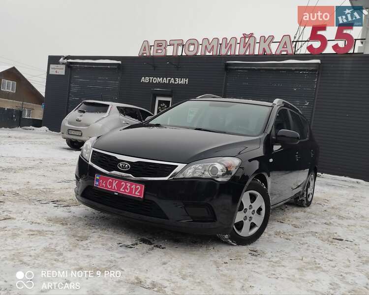Универсал Kia Ceed 2010 в Каменском