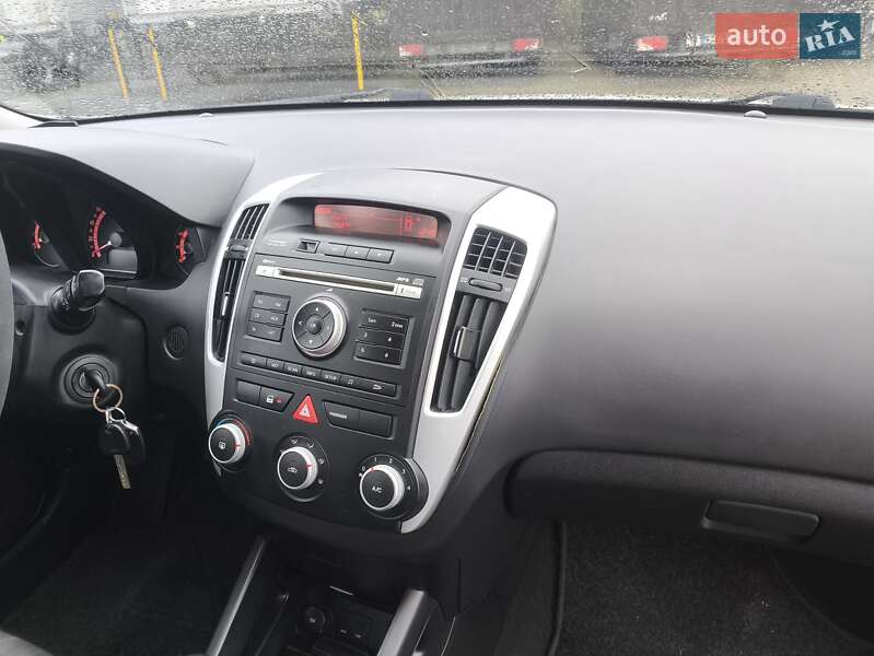 Универсал Kia Ceed 2011 в Одессе