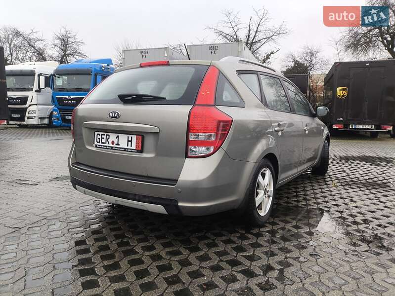 Универсал Kia Ceed 2011 в Одессе