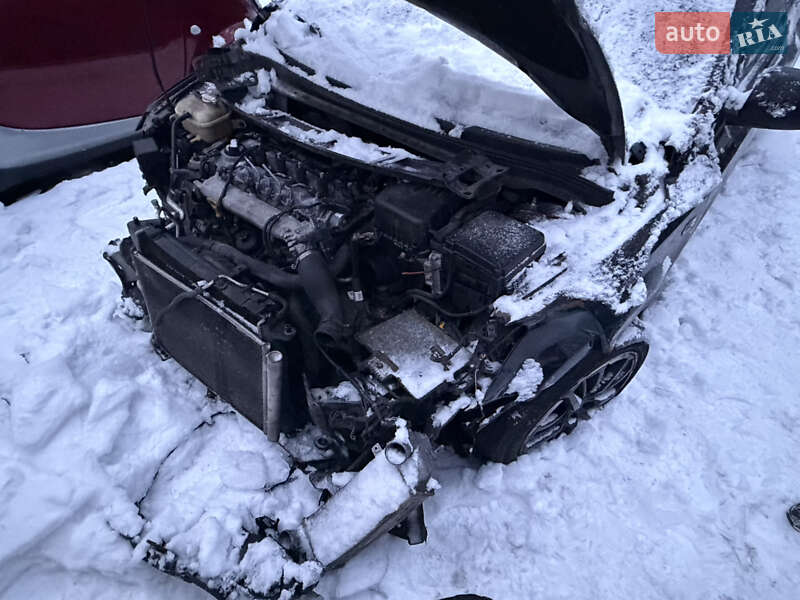 Хэтчбек Kia Ceed 2011 в Киеве