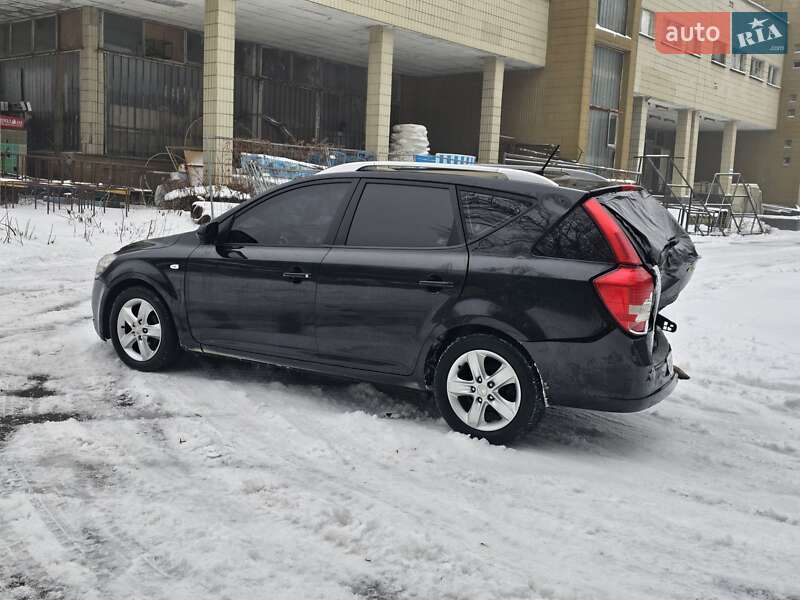 Универсал Kia Ceed 2010 в Киеве фото 6 Универсал Kia Ceed 2010 в Киеве