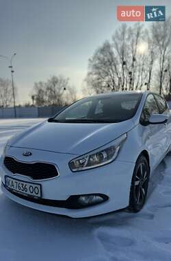 Хетчбек Kia Ceed 2015 в Києві
