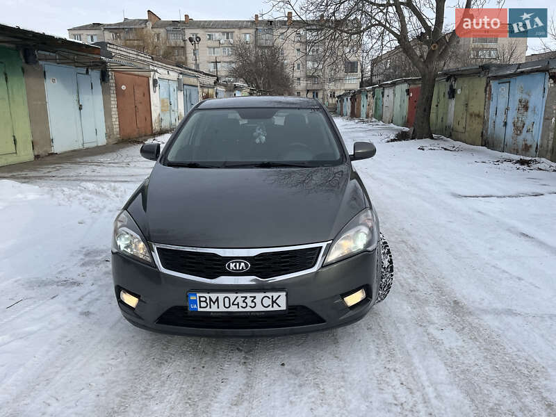 Хетчбек Kia Ceed 2011 в Ладижині