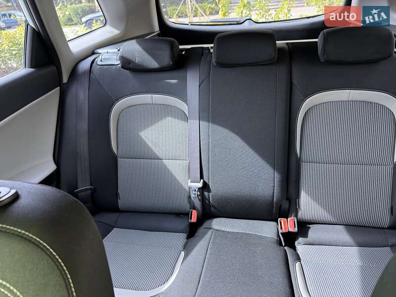 Універсал Kia Ceed 2015 в Києві