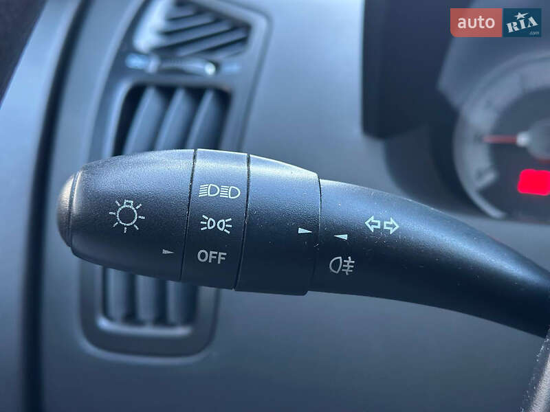 Хэтчбек Kia Ceed 2009 в Днепре