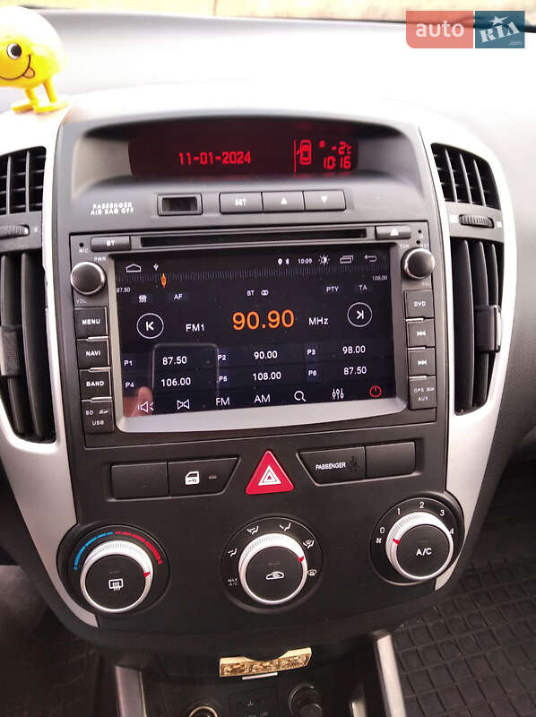 Універсал Kia Ceed 2011 в Києві