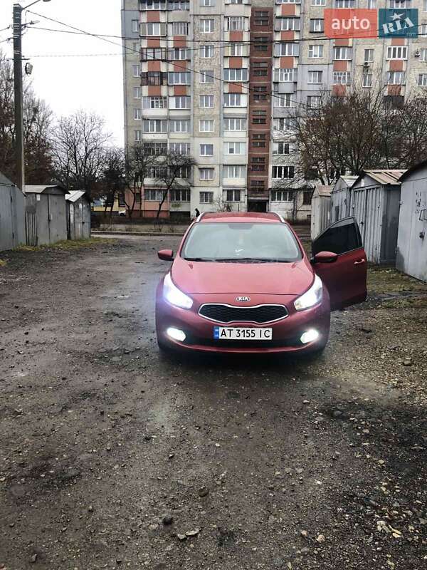 Универсал Kia Ceed 2012 в Ивано-Франковске