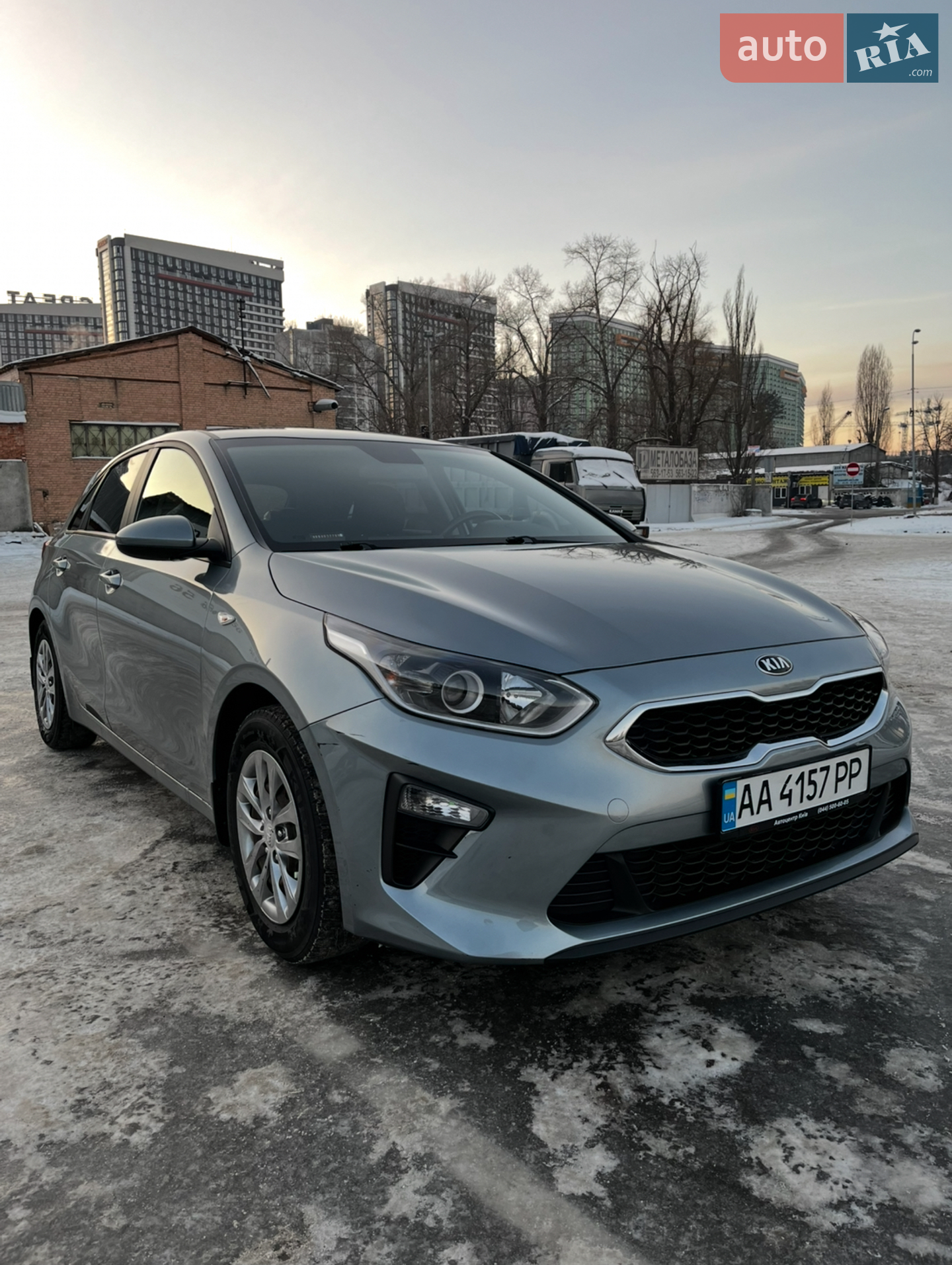 2019 Kia Cee'd - фото 1