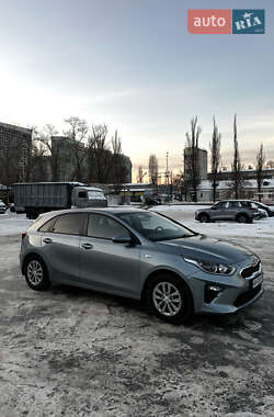Хэтчбек Kia Ceed 2019 в Киеве