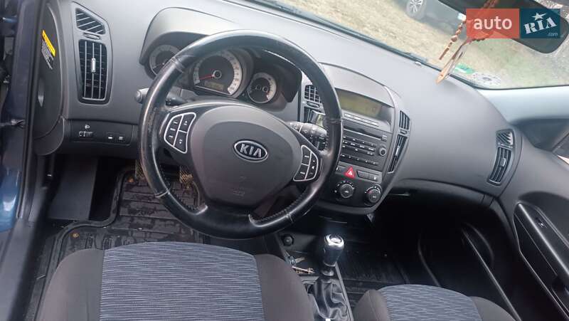 Универсал Kia Ceed 2008 в Бродах