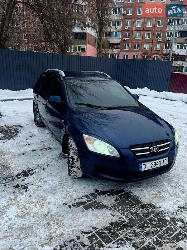 Універсал Kia Ceed 2008 в Дніпрі фото 3 Універсал Kia Ceed 2008 в Дніпрі