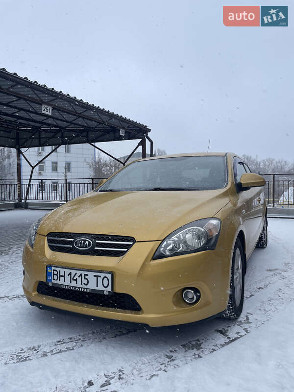 Хэтчбек Kia Ceed 2009 в Одессе фото 12 Хэтчбек Kia Ceed 2009 в Одессе
