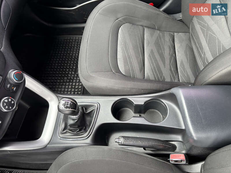 Универсал Kia Ceed 2015 в Хмельницком