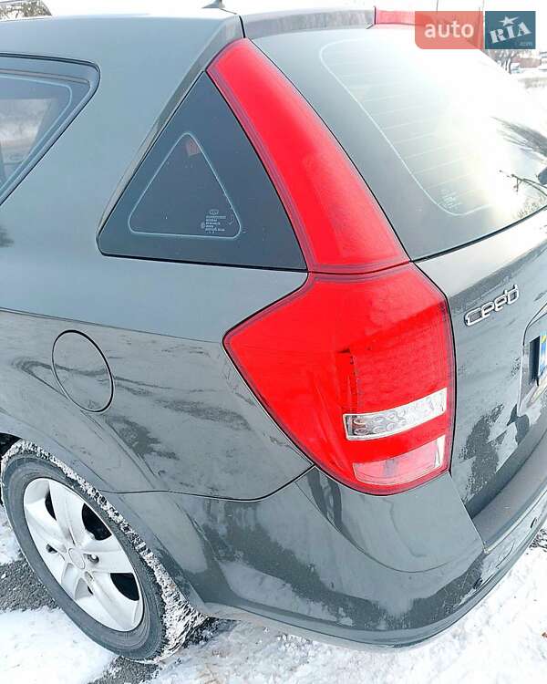 Универсал Kia Ceed 2009 в Днепре фото 8 Универсал Kia Ceed 2009 в Днепре