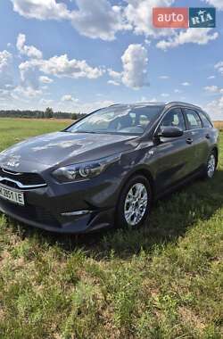 Универсал Kia Ceed 2023 в Ровно