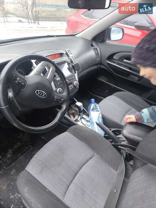 Универсал Kia Ceed 2012 в Вышгороде фото 5 Универсал Kia Ceed 2012 в Вышгороде