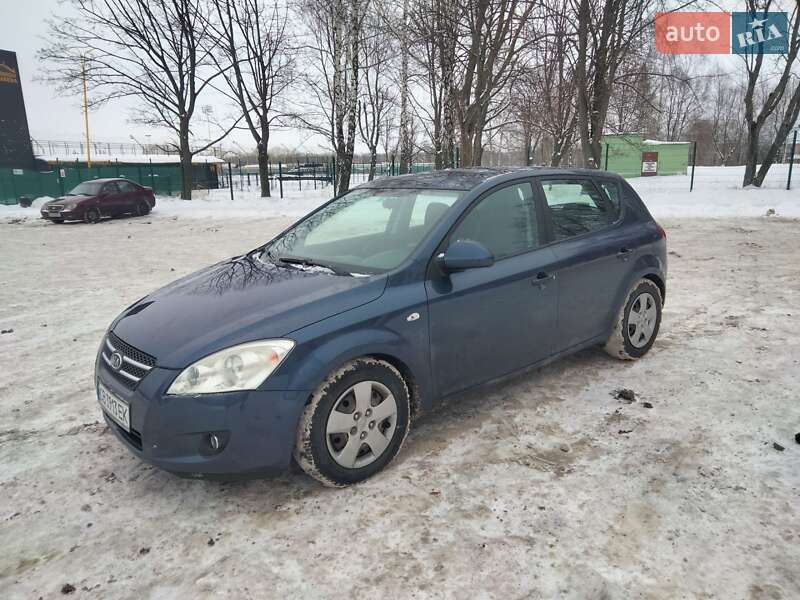 Хетчбек Kia Ceed 2008 в Мені фото 2 Хетчбек Kia Ceed 2008 в Мені