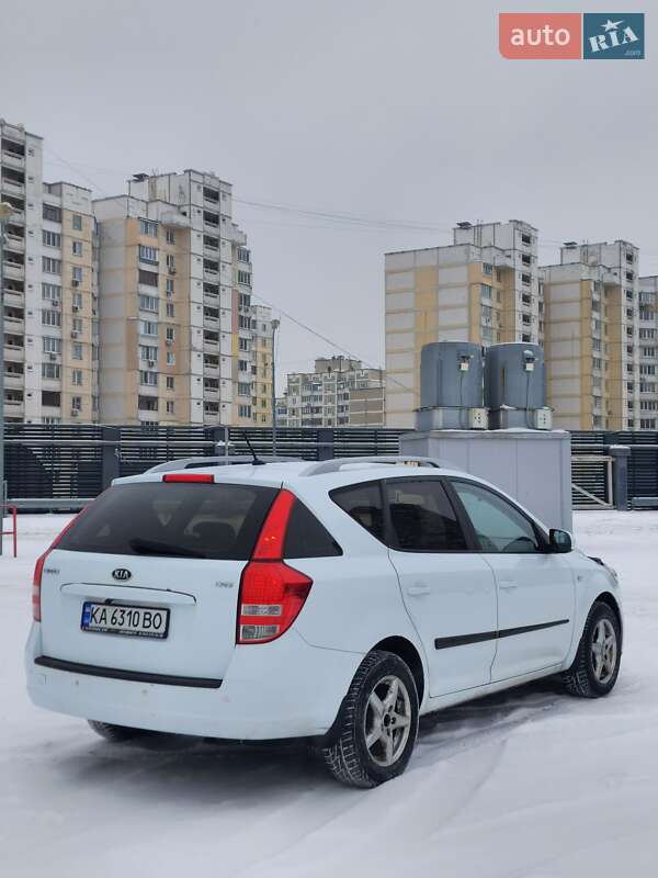 Універсал Kia Ceed 2012 в Києві фото 4 Універсал Kia Ceed 2012 в Києві